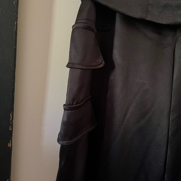 House of Harlow Satin set wide leg cargo pants and crop top Bustier Sz Small NWT - Picture 11 of 16